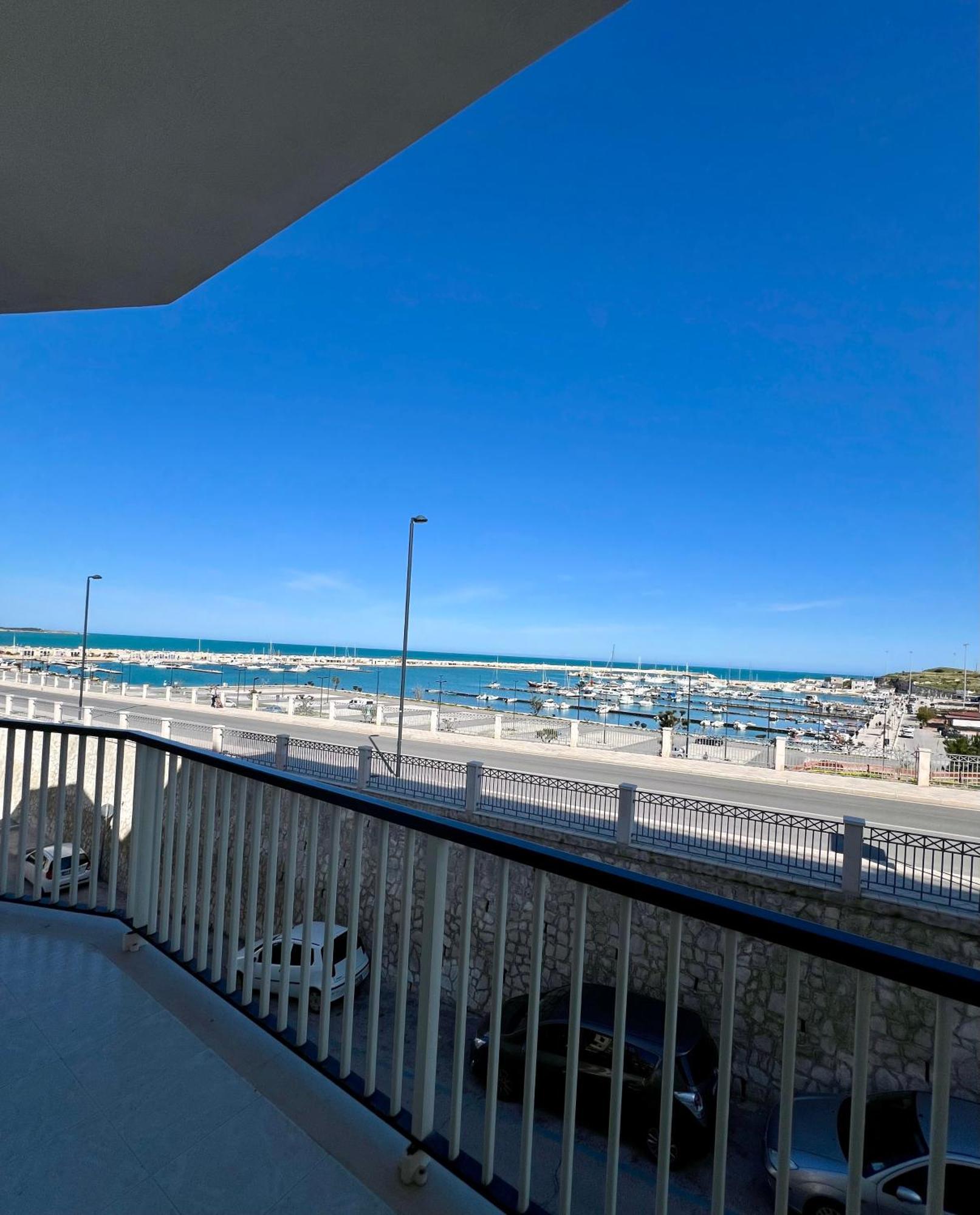 Casa Roberta With Balcony And Sea View Apartment Vieste Ngoại thất bức ảnh